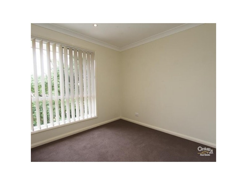 3/9 Kariboo Lane, Mount Hutton NSW 2290