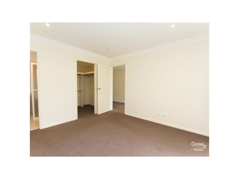 3/9 Kariboo Lane, Mount Hutton NSW 2290