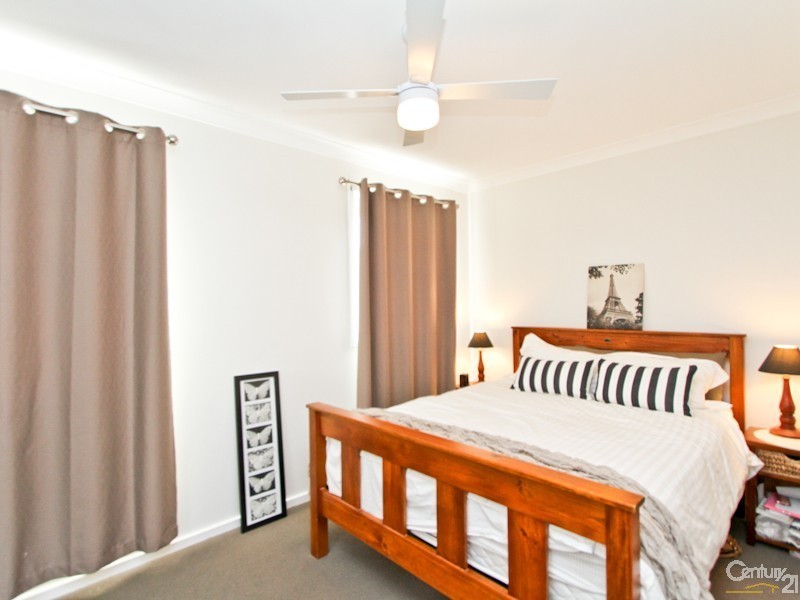 2 Winston Street, Croudace Bay NSW 2280