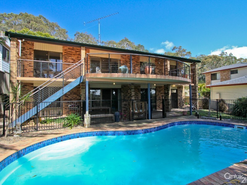 680 Macquarie Drive, Eleebana NSW 2282