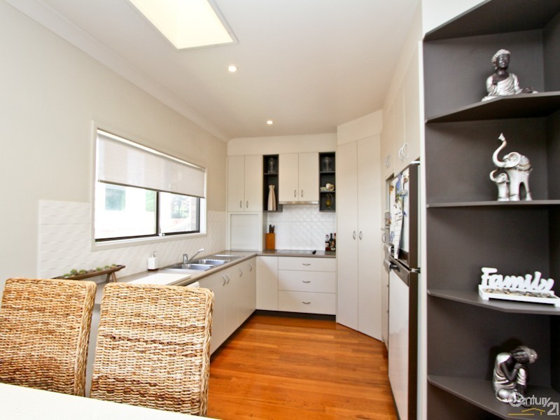 680 Macquarie Drive, Eleebana NSW 2282