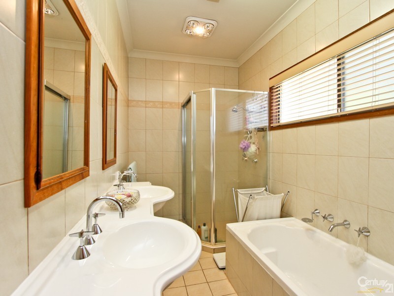 680 Macquarie Drive, Eleebana NSW 2282