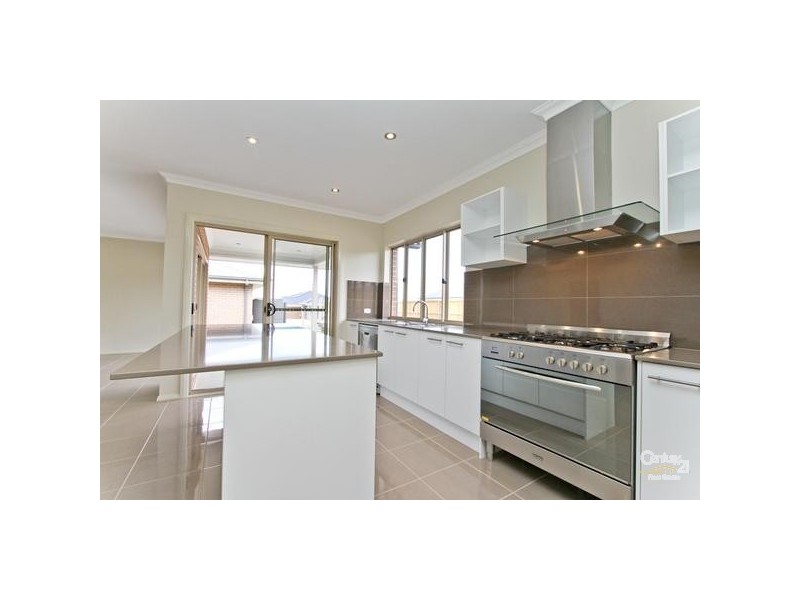 27 Tibin Drive, Fletcher NSW 2287