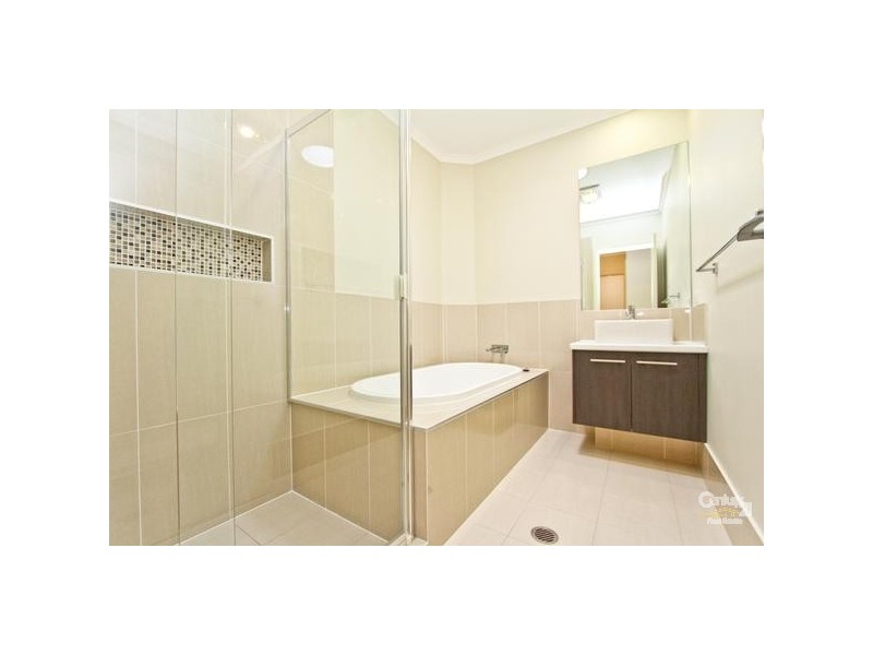 27 Tibin Drive, Fletcher NSW 2287