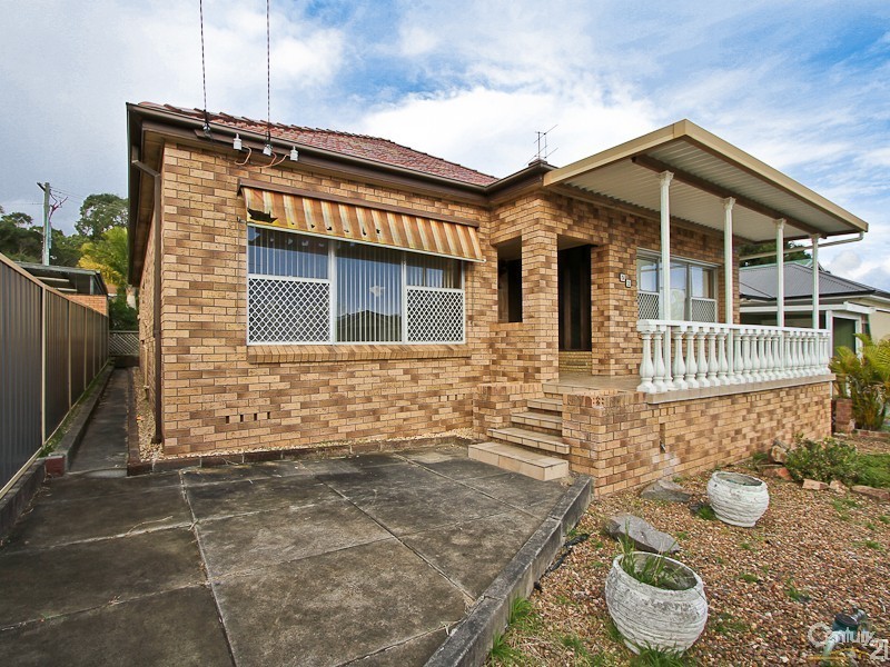 52 Vista Parade, Belmont NSW 2280