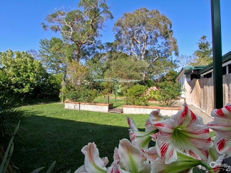 24 Bonarius, Warners Bay NSW 2282