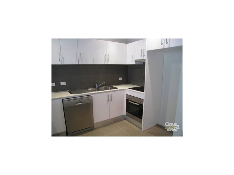 6/12 Berringar Road, Valentine NSW 2280