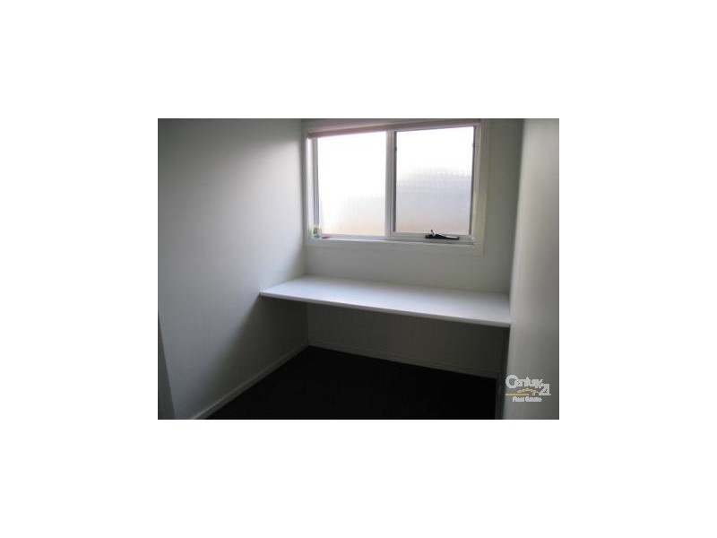 6/12 Berringar Road, Valentine NSW 2280