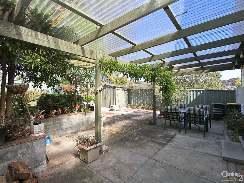 28 Linden Avenue, Eleebana NSW 2282