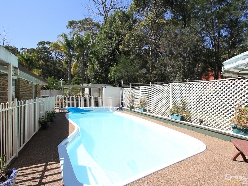 12 Neptune Place, Croudace Bay NSW 2280