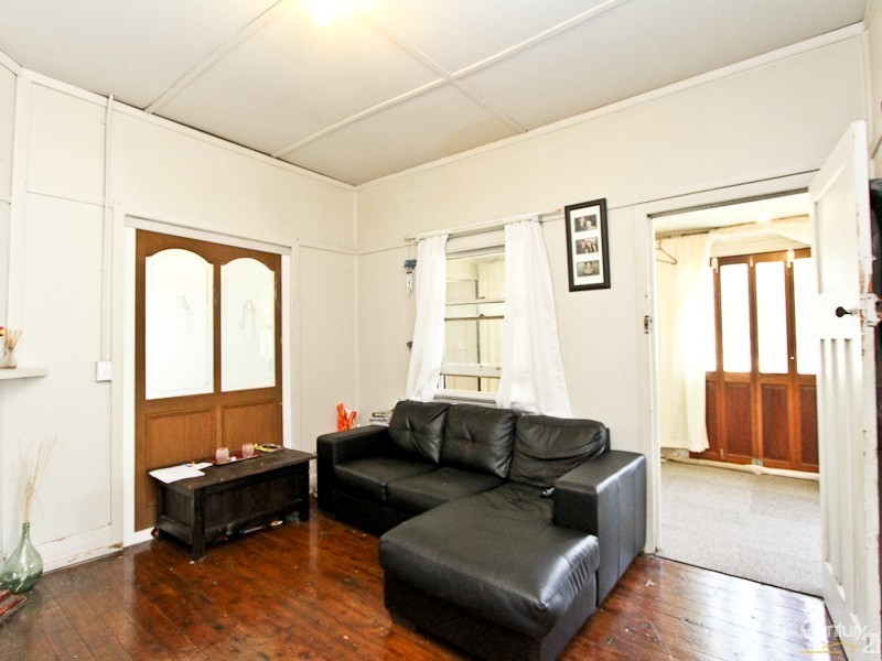 146 Medcalf Street, Warners Bay NSW 2282