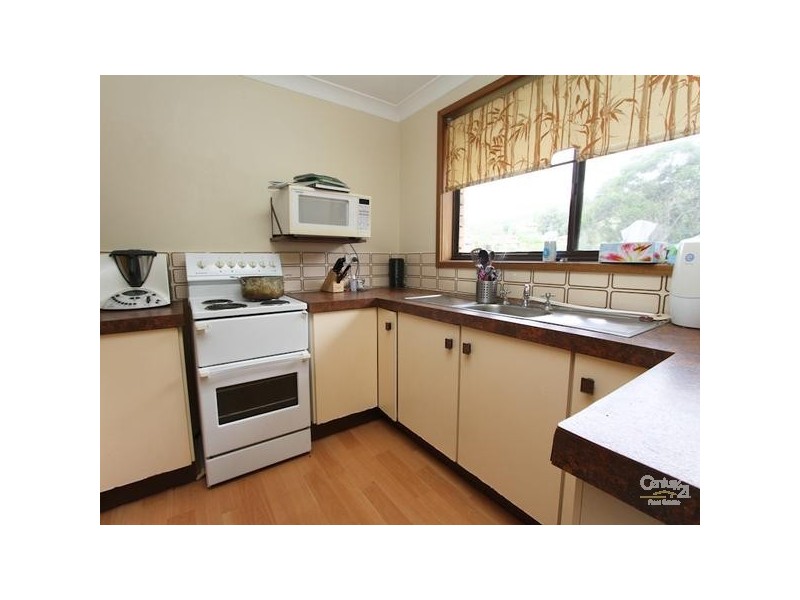 76 Regal Way, Valentine NSW 2280