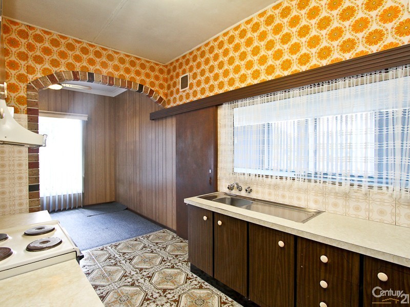 26 Tallawalla Road, Valentine NSW 2280