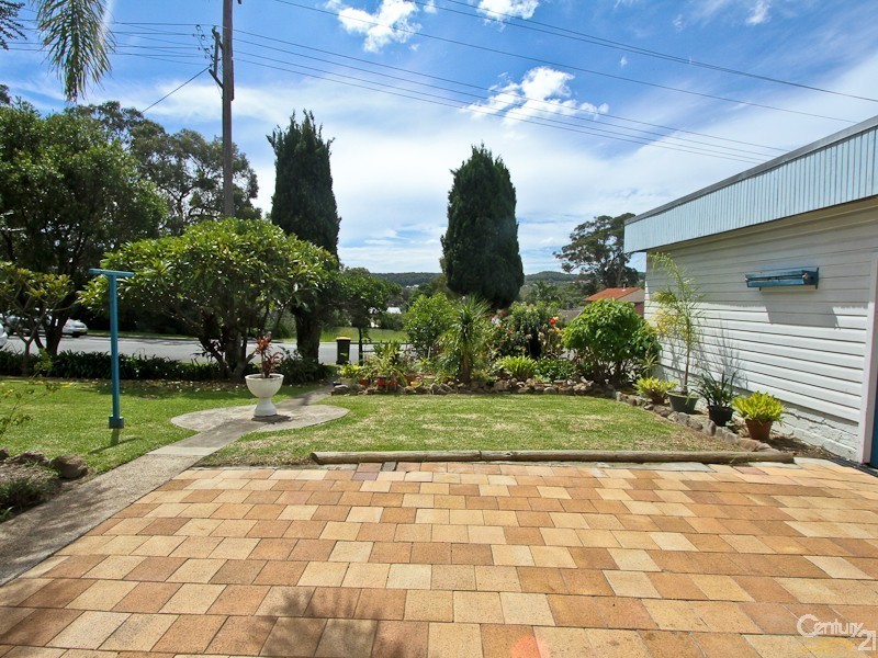 26 Tallawalla Road, Valentine NSW 2280