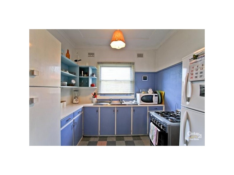 18 Helen Street, Mount Hutton NSW 2290