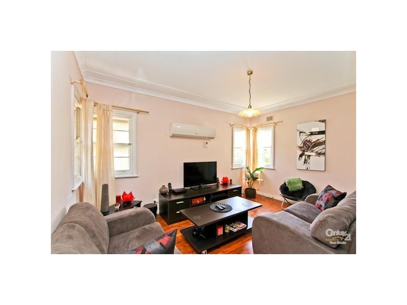 18 Helen Street, Mount Hutton NSW 2290