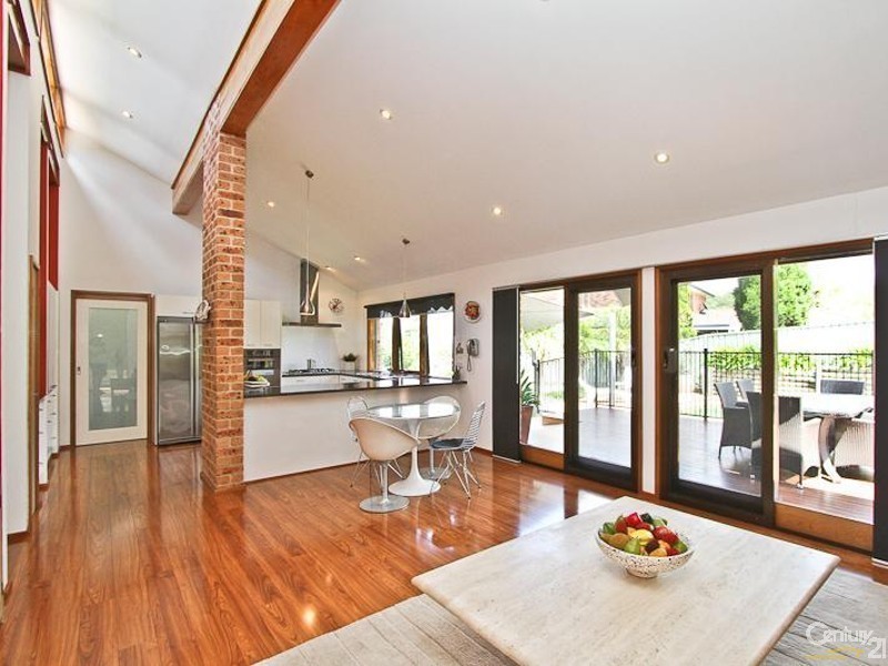 3  Ridgewood Crescent, Eleebana NSW 2282
