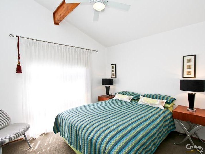 3  Ridgewood Crescent, Eleebana NSW 2282