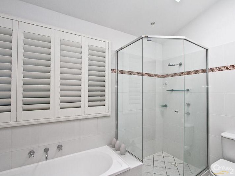 3  Ridgewood Crescent, Eleebana NSW 2282