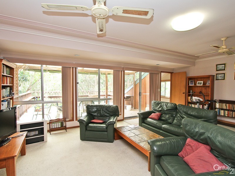 3  Royal Street, Warners Bay NSW 2282