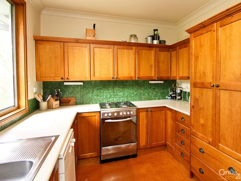 3  Royal Street, Warners Bay NSW 2282