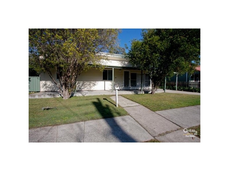 12 Anzac Parade, Teralba NSW 2284