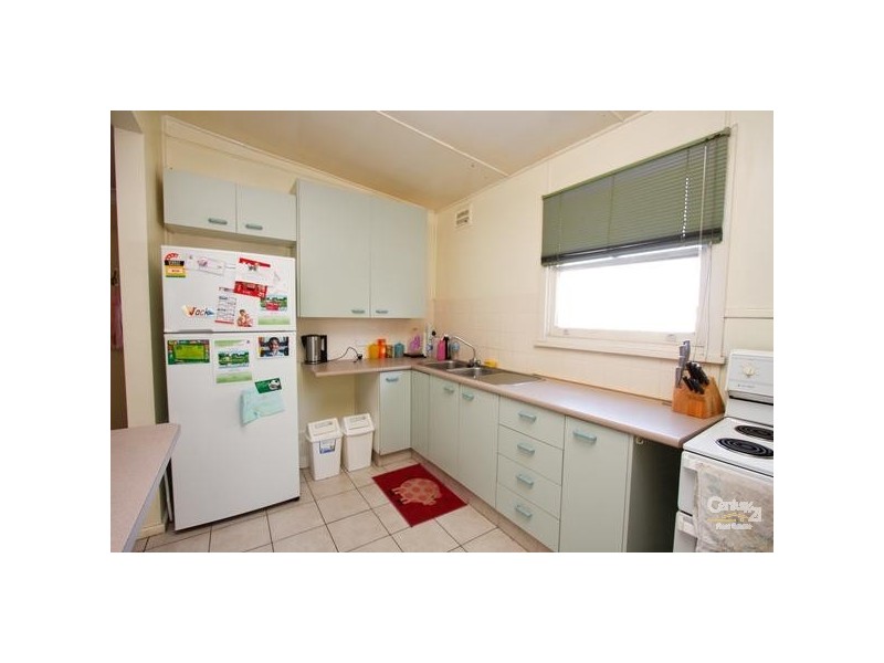 12 Anzac Parade, Teralba NSW 2284