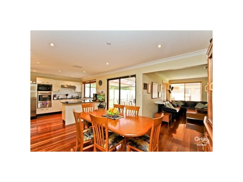 10 Heron Place, Belmont NSW 2280