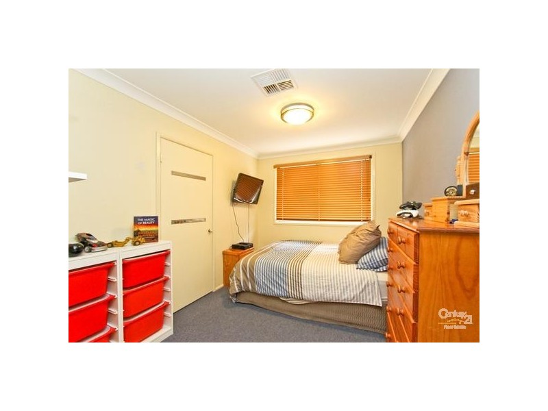10 Heron Place, Belmont NSW 2280