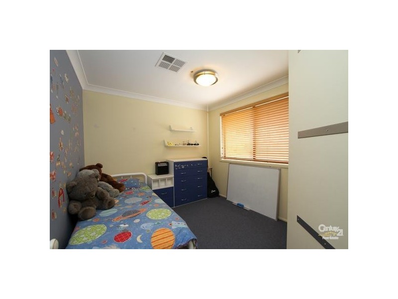 10 Heron Place, Belmont NSW 2280