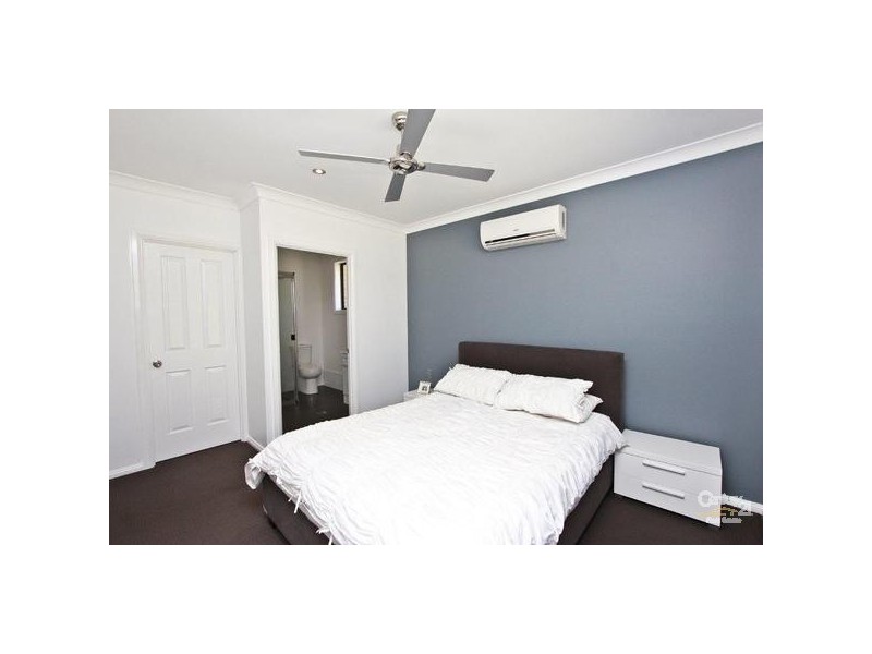 34 Ripon Way, Macquarie Hills NSW 2285
