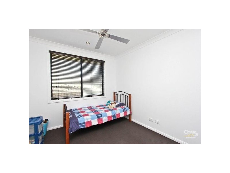 34 Ripon Way, Macquarie Hills NSW 2285