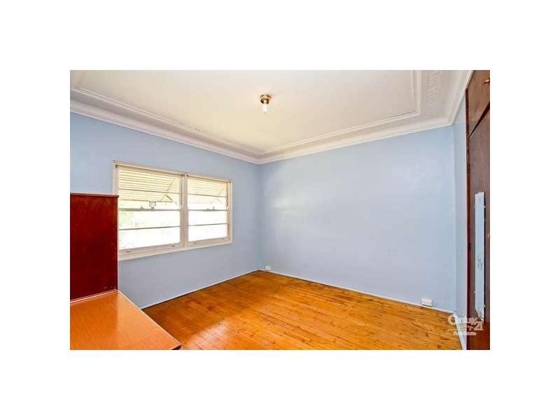 74 Lachlan Street, Cardiff NSW 2285