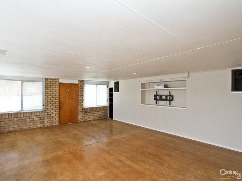 10 Yanco Street, Tingira Heights NSW 2290