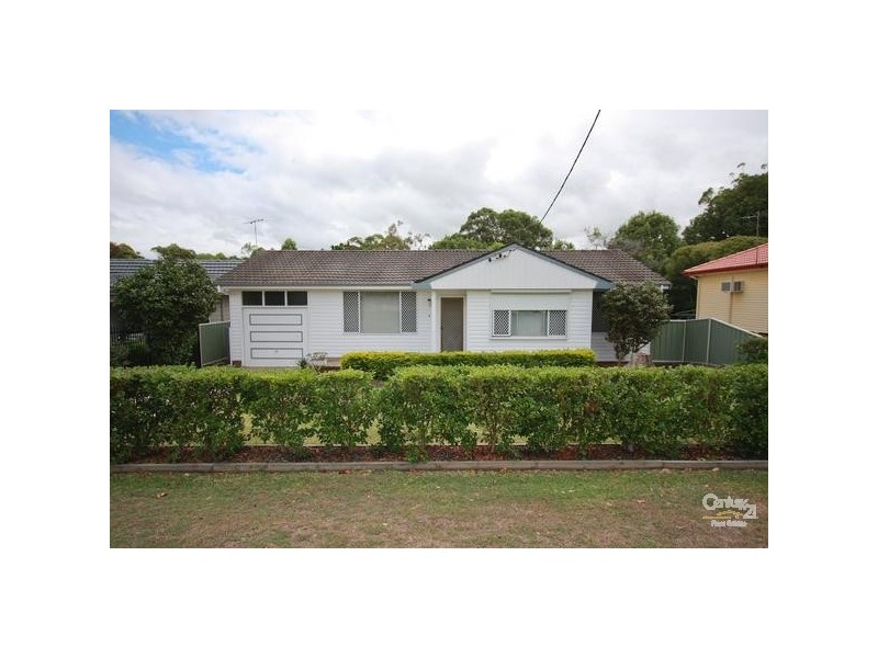 27 Lurnea Crescent, Valentine NSW 2280