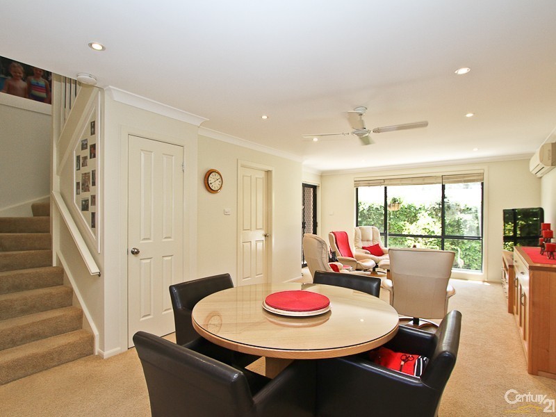 2/30 Martin Street, Warners Bay NSW 2282