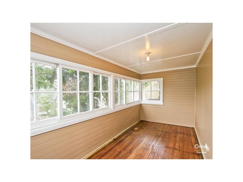 8 George Street, Belmont NSW 2280