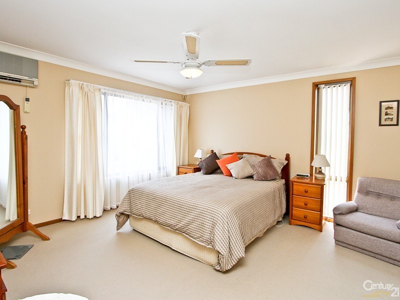 45 Dalwood Close, Eleebana NSW 2282