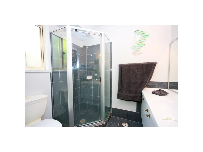 26 Warwick, Valentine NSW 2280