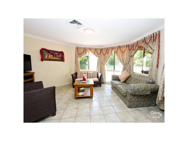 26 Warwick, Valentine NSW 2280