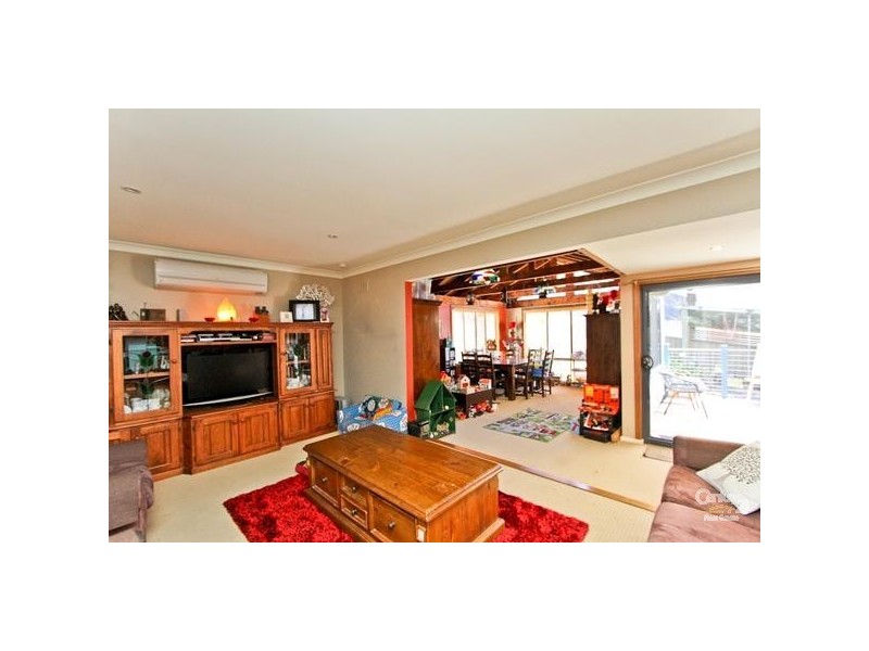 70 Berringar Road, Valentine NSW 2280