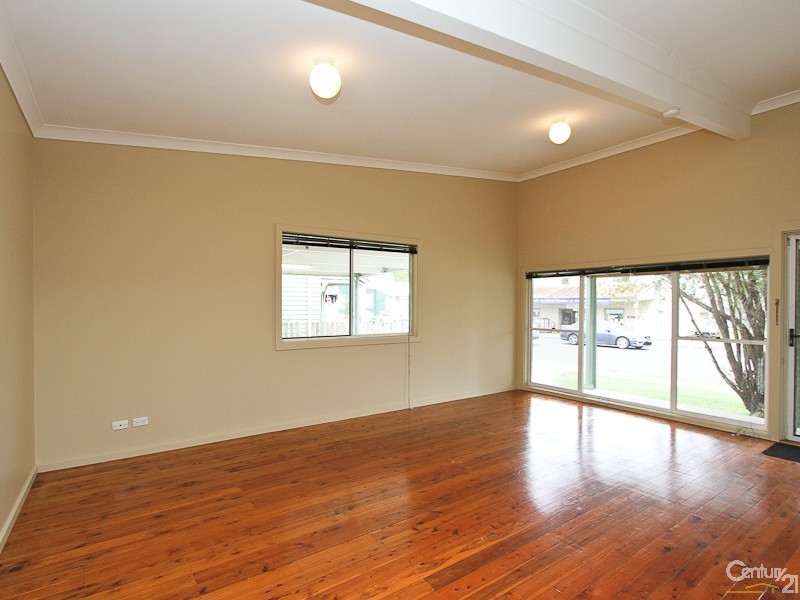 12  Anzac Parade, Teralba NSW 2284