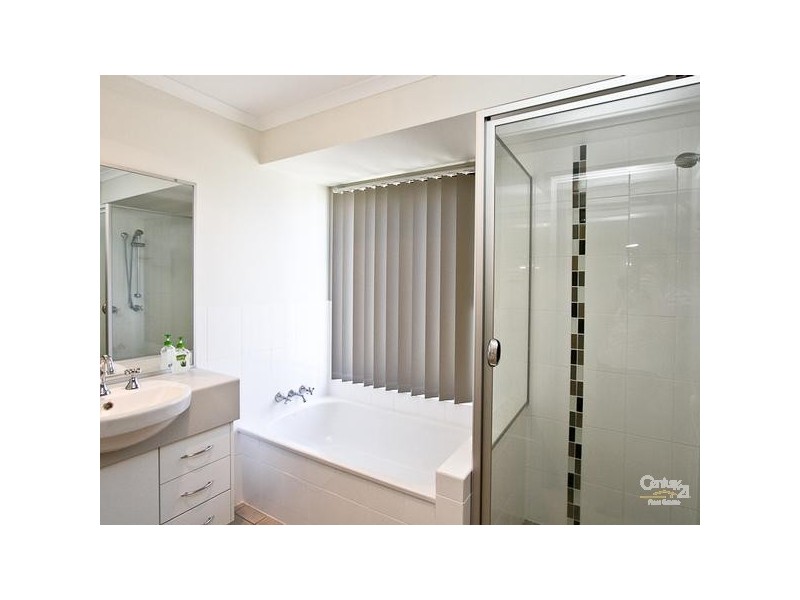 16A Tofino Close, Pelican NSW 2281