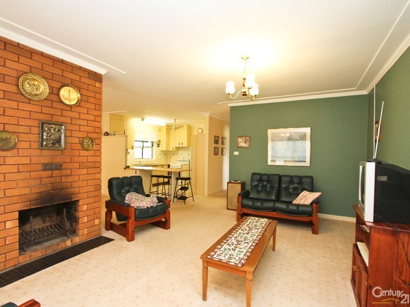 18 Crescent Road, Charlestown NSW 2290