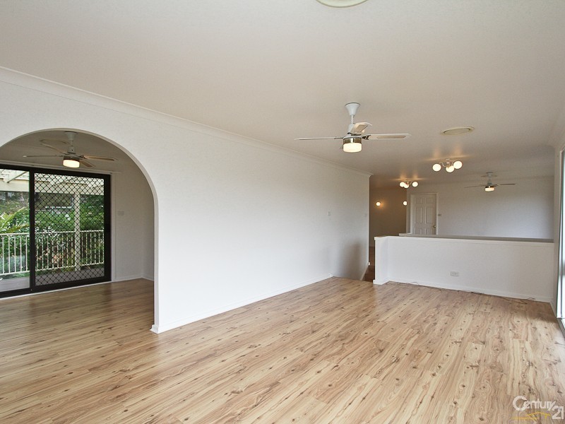 25 Warwick Way, Valentine NSW 2280