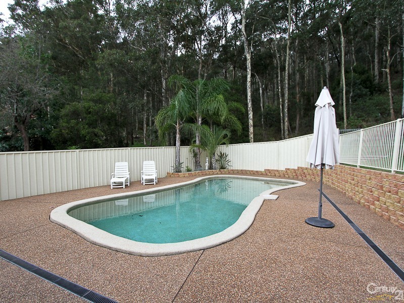 25 Warwick Way, Valentine NSW 2280