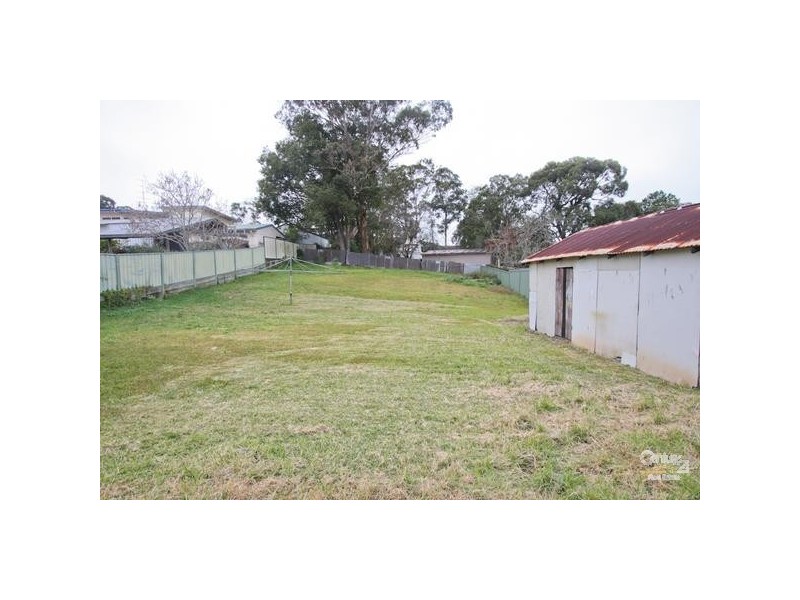 16 Augusta Street, Warners Bay NSW 2282