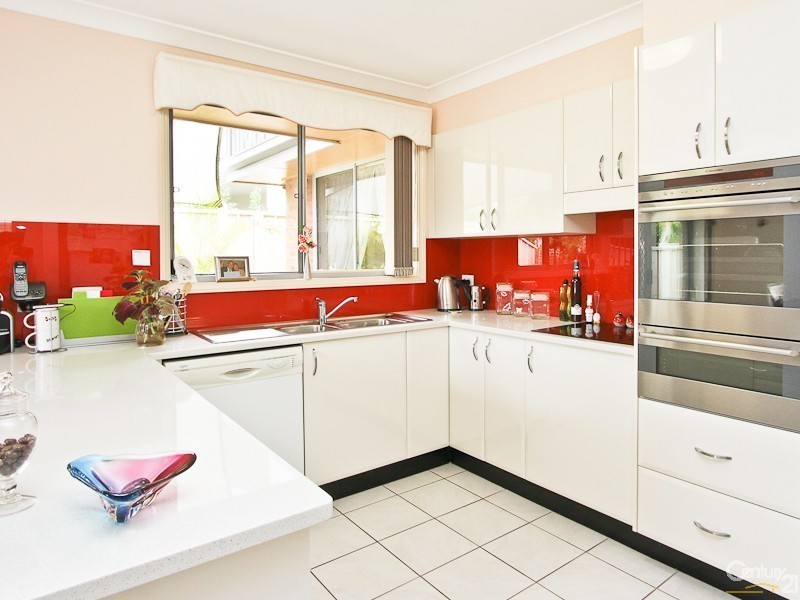 1/32 Boatmans Row, Eleebana NSW 2282