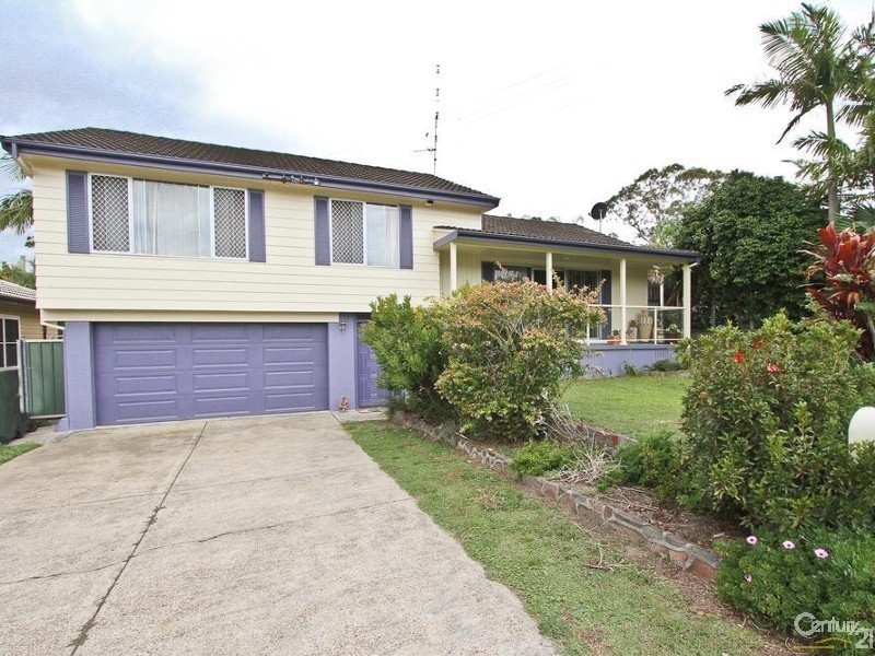 17 Mariner Drive, Eleebana NSW 2282