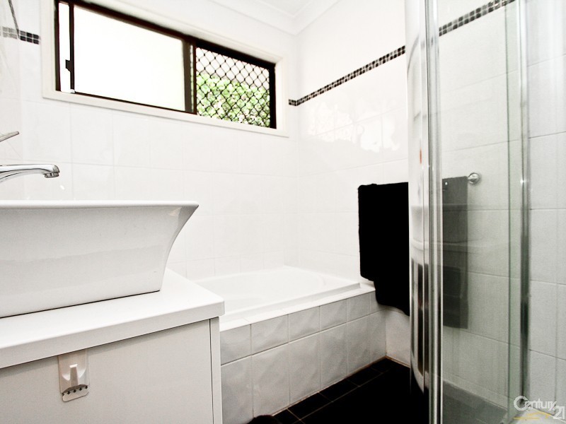 2  Eleebana Road, Eleebana NSW 2282